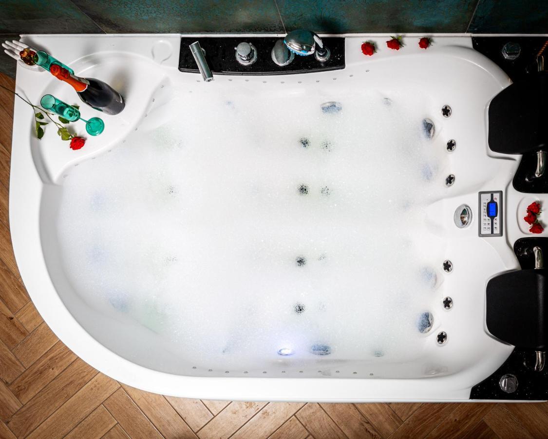 Jacuzzi & Bike Apartment, Krakow Cracóvia Exterior foto