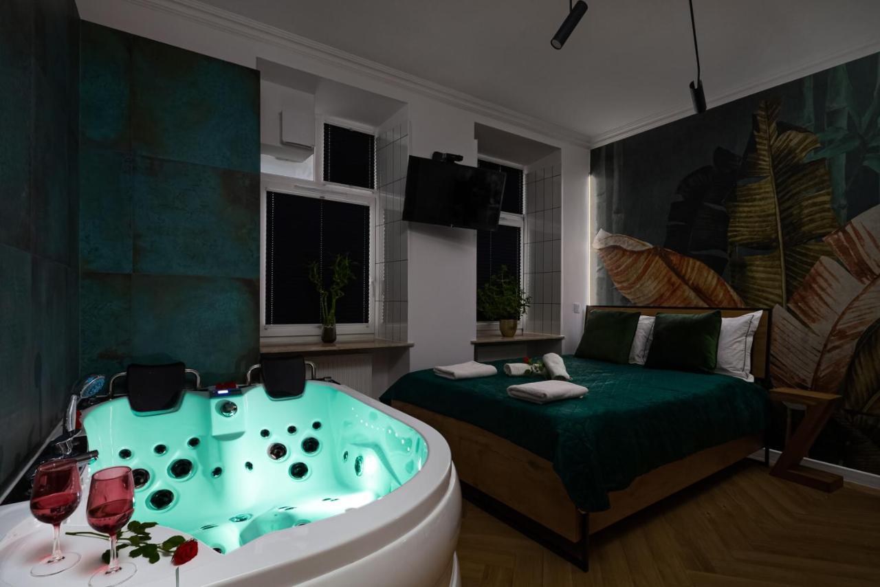 Jacuzzi & Bike Apartment, Krakow Cracóvia Exterior foto